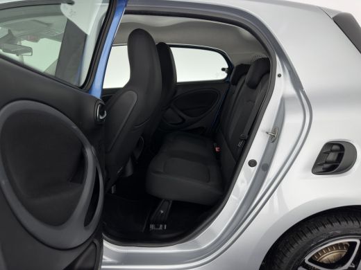 Smart Forfour EQ Comfort 18 kWh [ 3-Fase ] {SOH-95%} (INCL-BTW) Aut. *NAVI-FULLMAP | COMFORT-SEATS | AIRCO | CR... ActivLease financial lease