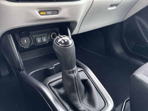 Suzuki Swift 1.2 Style Smart Hybrid Achteruitrijcamera |  Climate Control | Navigatiesysteem | Adaptieve Cruis... ActivLease financial lease