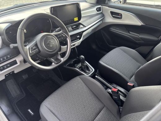 Suzuki Swift 1.2 Style Smart Hybrid Achteruitrijcamera |  Climate Control | Navigatiesysteem | Adaptieve Cruis... ActivLease financial lease