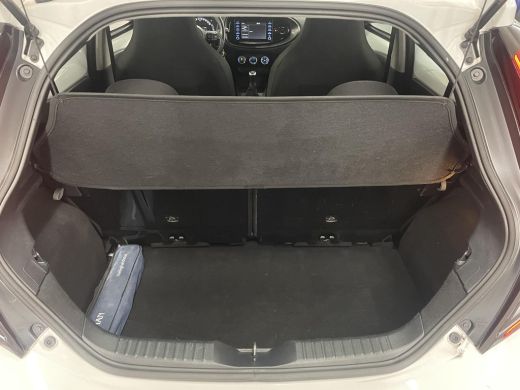 Toyota Aygo 1.0 VVT-i MT Play ActivLease financial lease