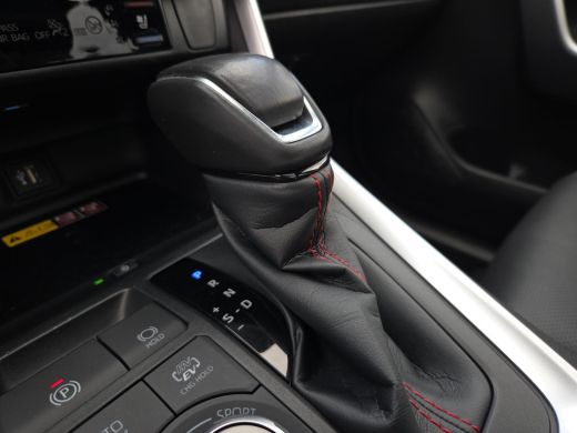 Toyota RAV4 2.5 Plug-in Hybrid AWD Bi-Tone Plus | Panorama | 360 Camera | Apple CarPlay | Rijklaarprijs incl... ActivLease financial lease