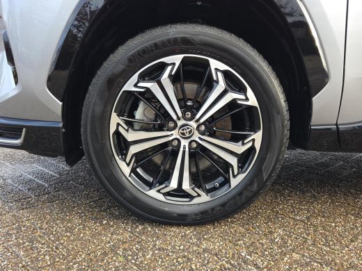 Toyota RAV4 2.5 Plug-in Hybrid AWD Bi-Tone Plus | Panorama | 360 Camera | Apple CarPlay | Rijklaarprijs incl... ActivLease financial lease