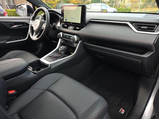 Toyota RAV4 2.5 Plug-in Hybrid AWD Bi-Tone Plus | Panorama | 360 Camera | Apple CarPlay | Rijklaarprijs incl... ActivLease financial lease