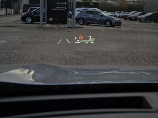 Toyota RAV4 2.5 Plug-in Hybrid AWD Bi-Tone Plus | Panorama | 360 Camera | Apple CarPlay | Rijklaarprijs incl... ActivLease financial lease