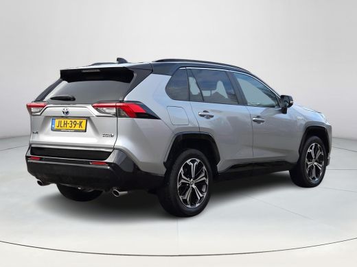Toyota RAV4 2.5 Plug-in Hybrid AWD Bi-Tone Plus | Panorama | 360 Camera | Apple CarPlay | Rijklaarprijs incl... ActivLease financial lease
