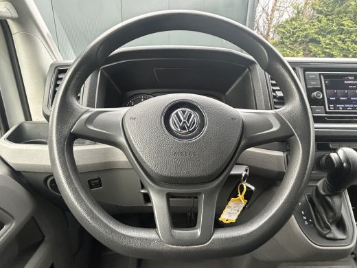 Volkswagen Crafter 2.0 TDI 141 PK / DSG AUTOMAAT / L3H3 / 3 TONS TREKHAAK / AIRCO / CRUISE / CAMERA / 3-ZITS ActivLease financial lease