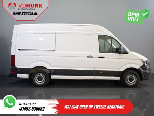 Volkswagen Crafter 35 2.0 TDI 140 pk DSG Aut. L3H3 BPM VRIJ! Carplay/ Camera/ Cruise/ Trekhaak/ Betimmerd/ Airco ActivLease financial lease