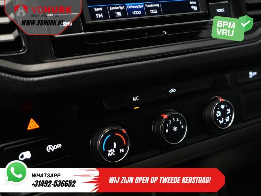 Volkswagen Crafter 35 2.0 TDI 140 pk DSG Aut. L3H3 BPM VRIJ! Carplay/ Camera/ Cruise/ Trekhaak/ Betimmerd/ Airco ActivLease financial lease