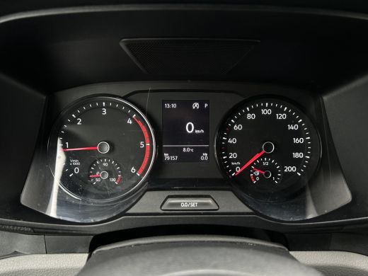 Volkswagen Crafter 35 2.0 TDI 141 PK / DSG AUTOMAAT / L3H3 / 3 TONS TREKHAAK / AIRCO / CAMERA / 3-ZITS ActivLease financial lease