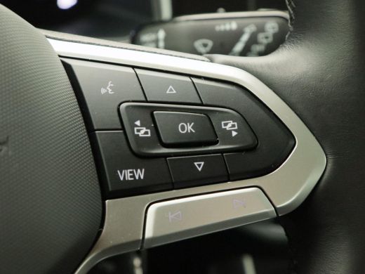 Volkswagen Polo 1.0 TSi Life | Adaptive Cruise | Camera | CarPlay | Parkeersensoren | Digitaal Dashboard | Ledere... ActivLease financial lease