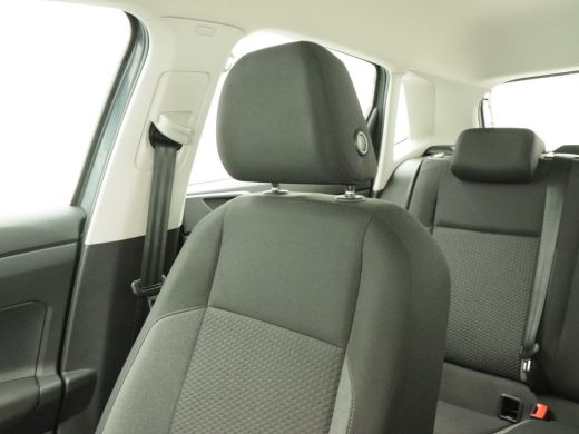 Volkswagen Polo 1.0 TSi Life | Adaptive Cruise | Camera | CarPlay | Parkeersensoren | Digitaal Dashboard | Ledere... ActivLease financial lease