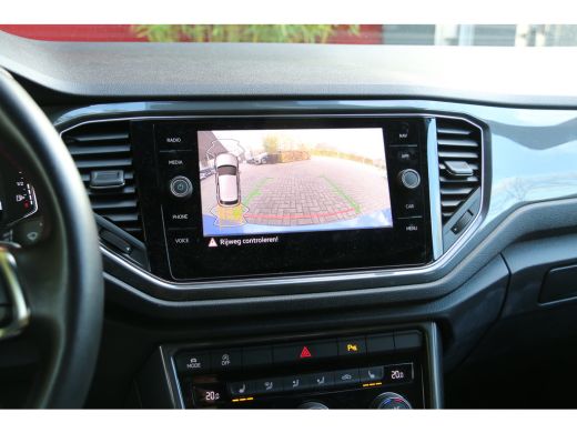 Volkswagen T-Roc 1.5 TSI Sport Business R | Adapt. Cruise | Virt. cockpit | Camera | Stoelverw. | 18'' ActivLease financial lease