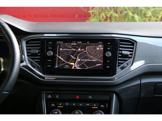 Volkswagen T-Roc 1.5 TSI Sport Business R | Adapt. Cruise | Virt. cockpit | Camera | Stoelverw. | 18'' ActivLease financial lease