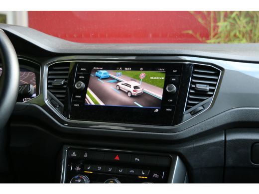 Volkswagen T-Roc 1.5 TSI Sport Business R | Adapt. Cruise | Virt. cockpit | Camera | Stoelverw. | 18'' ActivLease financial lease