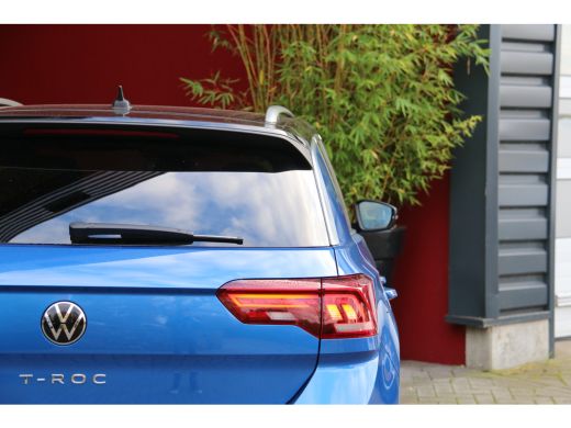 Volkswagen T-Roc 1.5 TSI Sport Business R | Adapt. Cruise | Virt. cockpit | Camera | Stoelverw. | 18'' ActivLease financial lease