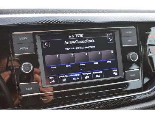 Volkswagen Taigo 1.0 TSI 95PK Life | STOELVERW. | APP. CONNECT | ADAPT. CRUISE | CAMERA. ACHTER | DAB+ | LED ActivLease financial lease