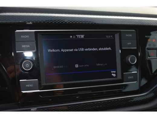 Volkswagen Taigo 1.0 TSI 95PK Life | STOELVERW. | APP. CONNECT | ADAPT. CRUISE | CAMERA. ACHTER | DAB+ | LED ActivLease financial lease