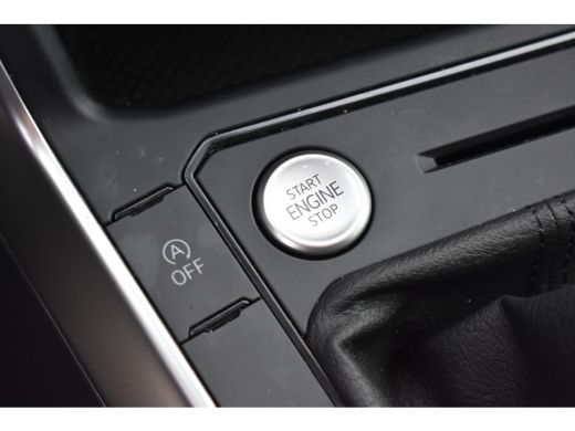 Volkswagen Taigo 1.0 TSI 95PK Life | STOELVERW. | APP. CONNECT | ADAPT. CRUISE | CAMERA. ACHTER | DAB+ | LED ActivLease financial lease