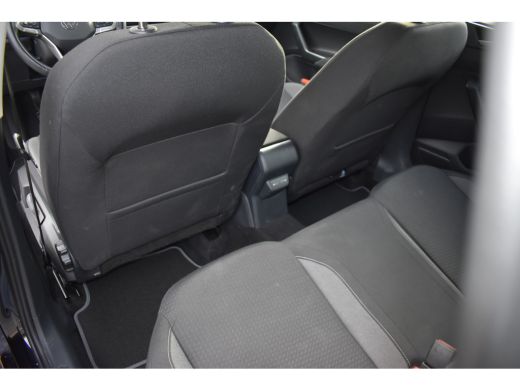 Volkswagen Taigo 1.0 TSI 95PK Life | STOELVERW. | APP. CONNECT | ADAPT. CRUISE | CAMERA. ACHTER | DAB+ | LED ActivLease financial lease