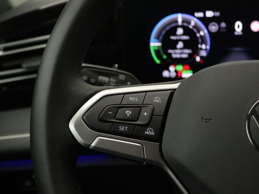 Volkswagen Tiguan 1.5 eHybrid Elegance 204PK DSG Trekhaak, ErgoActive Stoel, Stoelverwarming voor + achter, Stuurwi... ActivLease financial lease