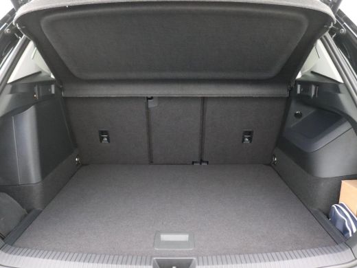 Volkswagen Tiguan 1.5 eHybrid Elegance 204PK DSG Trekhaak, ErgoActive Stoel, Stoelverwarming voor + achter, Stuurwi... ActivLease financial lease