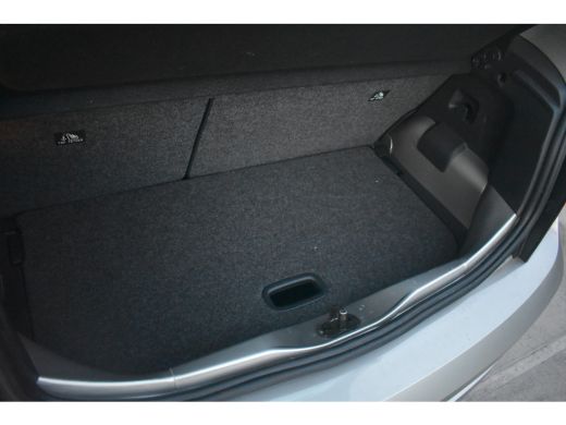 Volkswagen up! 1.0 MPI 65PK | CAMERA ACHTER | NAVI VIA APP | CRUISE CONTROL | DAB+ ActivLease financial lease