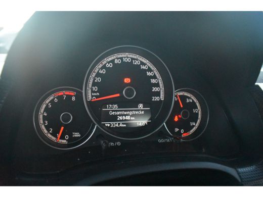 Volkswagen up! 1.0 MPI 65PK | CAMERA ACHTER | NAVI VIA APP | CRUISE CONTROL | DAB+ ActivLease financial lease