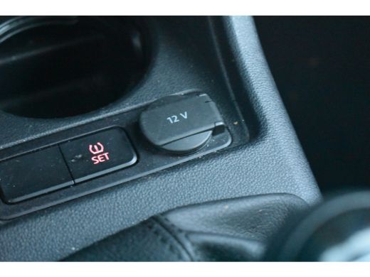 Volkswagen up! 1.0 MPI 65PK | CAMERA ACHTER | NAVI VIA APP | CRUISE CONTROL | DAB+ ActivLease financial lease