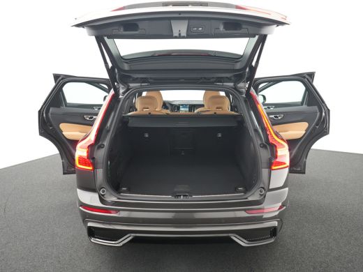 Volvo  XC60 T6 Plus Dark | Luchtvering | Stoelventilatie | 360° Camera | Panoramadak | Trekhaak ActivLease financial lease