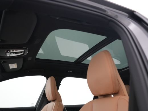 Volvo  XC60 T6 Plus Dark | Luchtvering | Stoelventilatie | 360&deg; Camera | Panoramadak | Trekhaak ActivLease financial lease