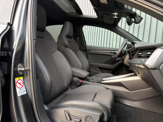 Audi A3 Limousine 35 TFSI S edition | S-Line | Matrix LED | Panodak | Stoelgeheugen | Camera | Prijs Rijk... ActivLease financial lease