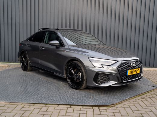 Audi A3 Limousine 35 TFSI S edition | S-Line | Matrix LED | Panodak | Stoelgeheugen | Camera | Prijs Rijk... ActivLease financial lease