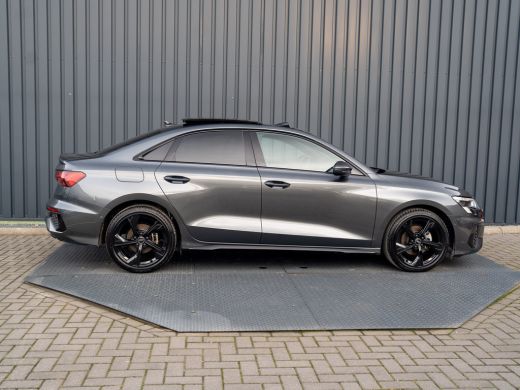 Audi A3 Limousine 35 TFSI S edition | S-Line | Matrix LED | Panodak | Stoelgeheugen | Camera | Prijs Rijk... ActivLease financial lease