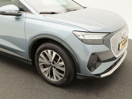 Audi Q4 e-tron 40 Launch edition Advanced Plus 77 kWh 204 Pk | Matrix LED | 3-Zone Climate | Stoel- & Stuurverwa... ActivLease financial lease