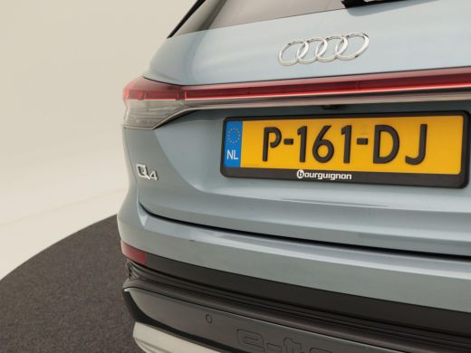 Audi Q4 e-tron 40 Launch edition Advanced Plus 77 kWh 204 Pk | Matrix LED | 3-Zone Climate | Stoel- & Stuurverwa... ActivLease financial lease