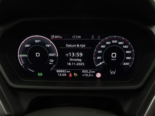 Audi Q4 e-tron 40 Launch edition Advanced Plus 77 kWh 204 Pk | Matrix LED | 3-Zone Climate | Stoel- & Stuurverwa... ActivLease financial lease