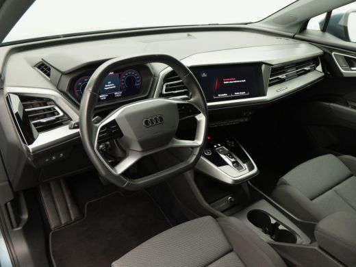 Audi Q4 e-tron 40 Launch edition Advanced Plus 77 kWh 204 Pk | Matrix LED | 3-Zone Climate | Stoel- & Stuurverwa... ActivLease financial lease