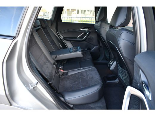 BMW X1 xDrive25e M-Sport Pano Trekhaak Camera 3786km! ActivLease financial lease