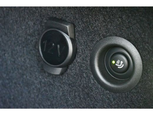 BMW X1 xDrive25e M-Sport Pano Trekhaak Camera 3786km! ActivLease financial lease