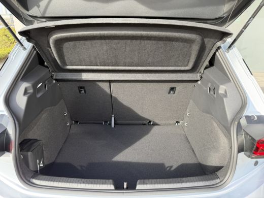 CUPRA Born Essential Limited Elektromotor 150 kW / 204 PK Hatchback Elektrische aandrijving ActivLease financial lease