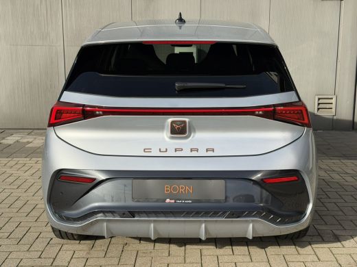 CUPRA Born Essential Limited Elektromotor 150 kW / 204 PK Hatchback Elektrische aandrijving ActivLease financial lease