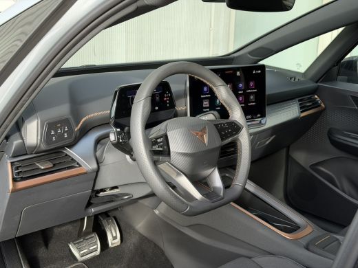 CUPRA Born Essential Limited Elektromotor 150 kW / 204 PK Hatchback Elektrische aandrijving ActivLease financial lease