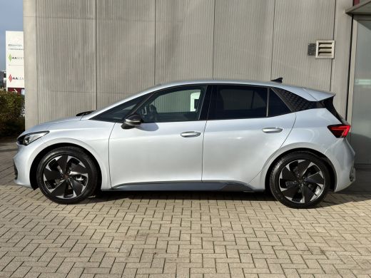 CUPRA Born Essential Limited Elektromotor 150 kW / 204 PK Hatchback Elektrische aandrijving ActivLease financial lease