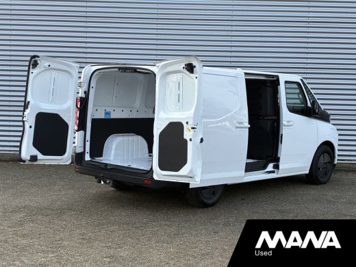 Farizon SV L1H1 83 kWh / 232 PK Lanceringseditie Trekhaak Achterdeuren 270 graden ActivLease financial lease