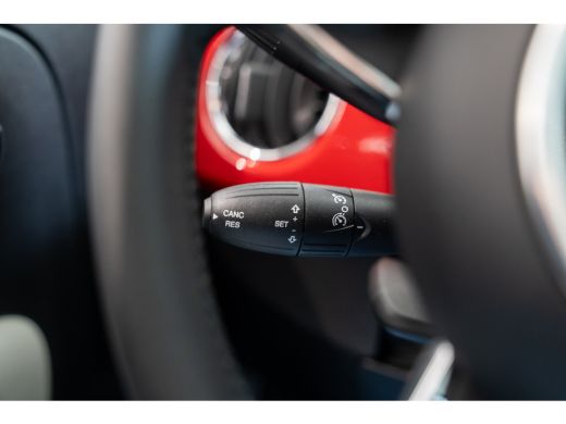 Fiat 500 1.0 Hybrid Dolcevita | Panoramadak | Apple Carplay & Android Auto | Airco | Cruise Controle | Lic... ActivLease financial lease