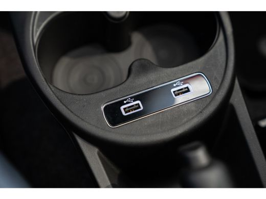 Fiat 500 1.0 Hybrid Dolcevita | Panoramadak | Apple Carplay & Android Auto | Airco | Cruise Controle | Lic... ActivLease financial lease