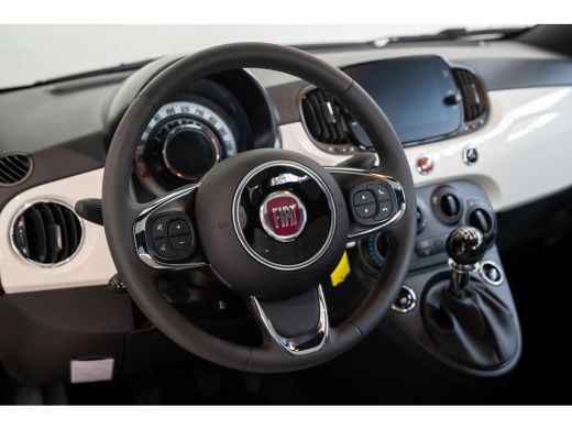 Fiat 500 1.0 Hybrid Dolcevita | Panoramdak | Apple Carplay & Android Auto | Airco | Lichtmetalen velgen | ActivLease financial lease