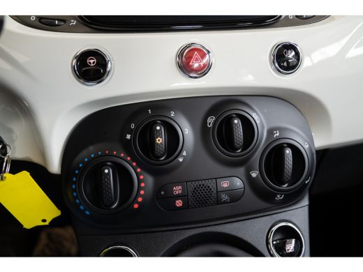 Fiat 500 1.0 Hybrid Dolcevita | Panoramdak | Apple Carplay & Android Auto | Airco | Lichtmetalen velgen | ActivLease financial lease