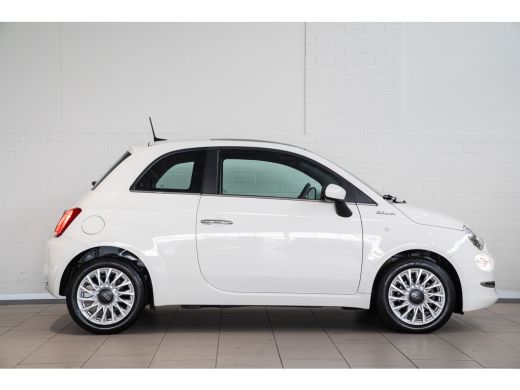 Fiat 500 1.0 Hybrid Dolcevita | Panoramdak | Apple Carplay & Android Auto | Airco | Lichtmetalen velgen | ActivLease financial lease
