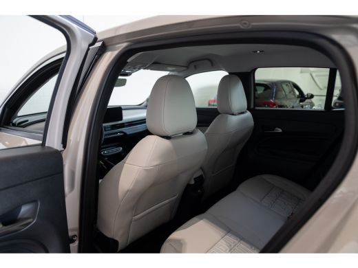 Fiat 600 1.2 Hybrid La Prima | Camera | Stoelverwarming | Elektrische Achterklep | Navigatie | Apple Carpl... ActivLease financial lease